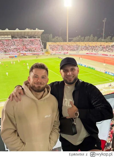 Epiktetlol - Nie ma większych pał życiowych niż roksysyn i lordoza XD. Ale za jedno t...