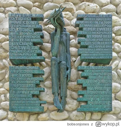 bobsonjones - Poczytałem o tym i co ciekawe na terenie Dachau jest inny pomnik, który...