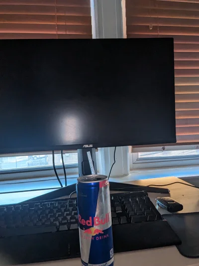 Runaway28 - #przegryw redbull na dobry początek dnia...