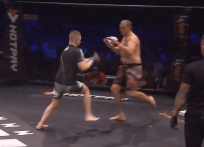 boolProptestingCheatsEnabledtrue - Przypomnijmy najlepszy pojedynek we freakach
#fame...