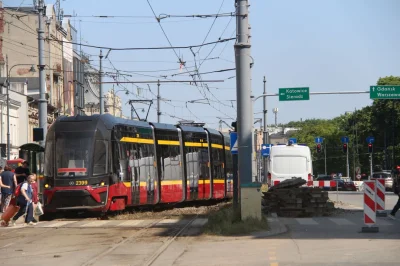 mrsopelek - Od dzisiaj przez skrzyżowanie Zachodniej z Legionów tramwaje miały jeździ...