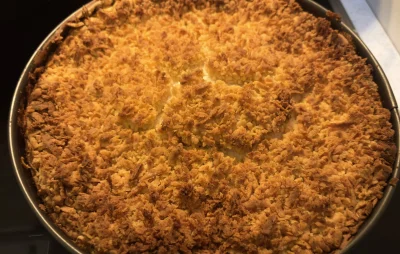 asdfghjkl - Żona upiekła jabłecznik z bezą także będzie konsumpcja ( ͡º ͜ʖ͡º) gut gut...