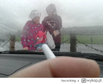 hacerking - Zakaz palenia z dziećmi w samochodzie jest absurdalny. Spójrzcie na te bi...