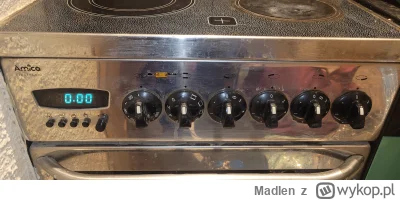 MadIen - wie ktoś jak ustawić tu zegar lub jeszcze lepiej, ma do tej kuchenki instruk...