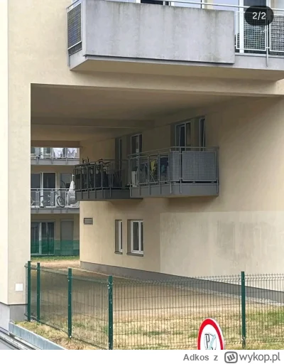 Adkos - Balkon z widokiem na świat ( ͡º ͜ʖ͡º)

#patodeweloperka #heheszki