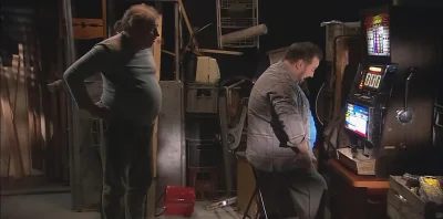 lewymaro - Panie Białek, gnoju jeden, pożycz mnie Pan piątkę