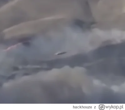 hackhouze - @mango2018: No raczej nie samolot. Myślałem na początku, że dron, ale pat...