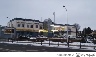 Poludnik20 -  Krótkie nagranie. Nowa stacja BTS (nadajnik telefonii komórkowej), siec...