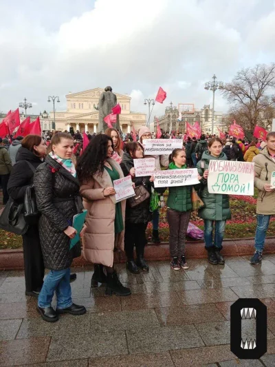 Kumpel19 - W Moskwie po raz pierwszy żony zmobilizowanych wyszły protestować. Natychm...