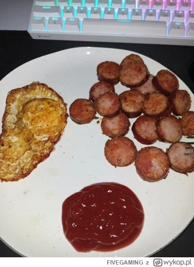 FIVEGAMING - Kolacja chłopska, kiełbasa śląska pokrojona na "guziczki" do tego jajko ...