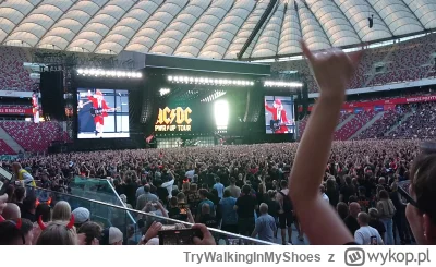 TryWalkingInMyShoes - @AtlantyQ V01, rząd 3. ( ͡º ͜ʖ͡º)