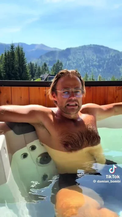 tomwick55 - Oznaczyłem Was kilkanaście minut temu @Zi3L0nk4 @MrFryteczka @KebabZostry...