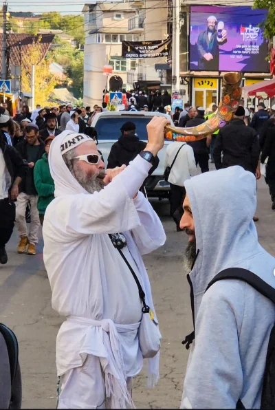 YehudaGoldstein - PIJEM BAWIM SIĘ!! Happy Rosh Hashanah (⌐ ͡■ ͜ʖ ͡■)
#izrael #palesty...