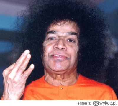 enten - Mało kto wie ale Sai Baba kiedyś uczył się Polskiego. Tutaj np. próbuje powie...