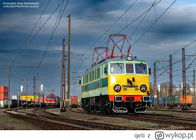 qeti - #kolej #pociagiboners

żółte czoło ;*