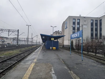 sylwke3100 - Katowice, peron 5, tor 26.


Pamiętam jak tego peronu ludzie szukali pod...
