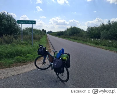 Bzdziuch - 276 658 + 77 = 276 735

Dzień 8.

Najnowocześniejsza stacja w całym woje...