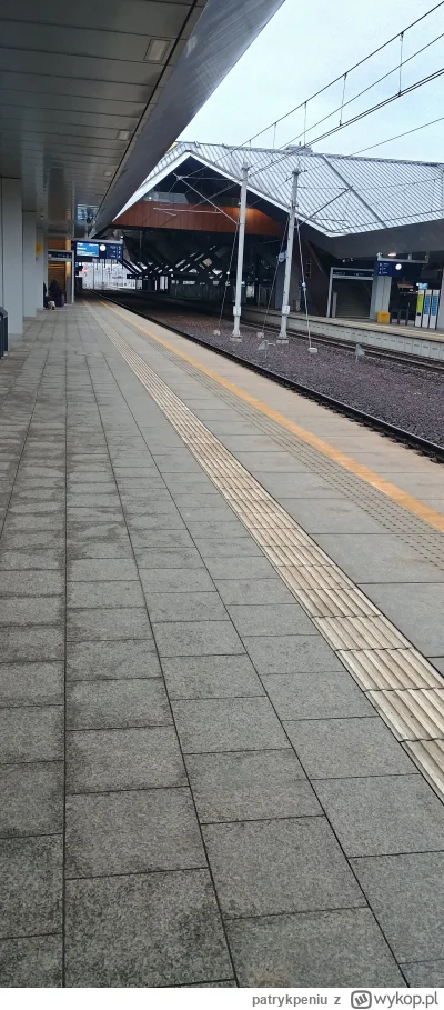 patrykpeniu - #podrozujzwykopem #podroze #albania
Mirki i Mirabelki
Właśnie jadę na l...