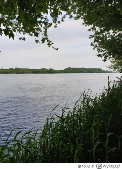 grap32 - Aby nie siedzieć samotny w domu, wybrałem się w samotną podróż nad królową p...