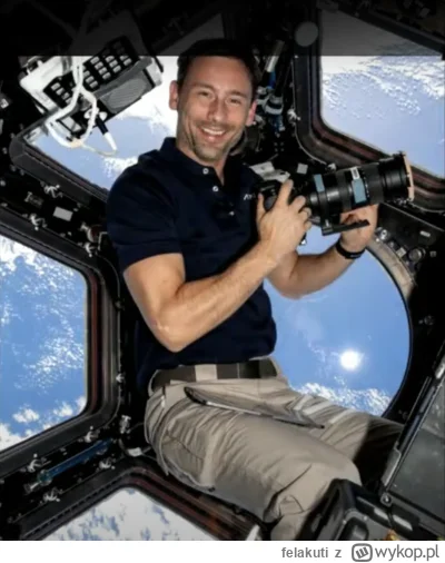 felakuti - Nie teraz mordo, właśnie jestem na wakacjach all-inclusive i pstrykam zdję...