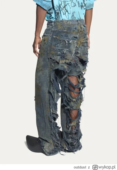 outdust - @ButtHurtAlert: faktycznie ma to sens obecne dresy chodzą w balenciadze za ...