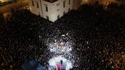 S.....a - Nawet jako zatwardziali przeciwnicy Mentzena, musicie przyznać, że to robi ...