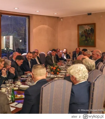 ater - Krzysiek nie zwątpił w Batyra
#kanalzero #polityka #bekazpisu #bekazprawakow #...