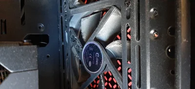 future_cpun - #przegryw wie ktos czemu tyle kurzu na smiglach sie gromadzi?