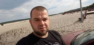 glupiJakWyborcaKonfederacji - Jak z Żor i opalony to może ten? ( ͡° ͜ʖ ͡°)