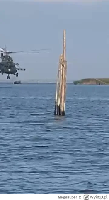 Megasuper - Od 2 dni nad Szczecinem.lata jakiś śmigłowiec widmo. Filmik z Facebooka #...