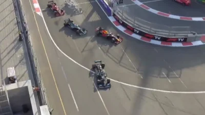 Szczurzewski - #f1 Restart na 2 okrążenia wyścigu, na czele Red Bull, drugi Hamilton,...