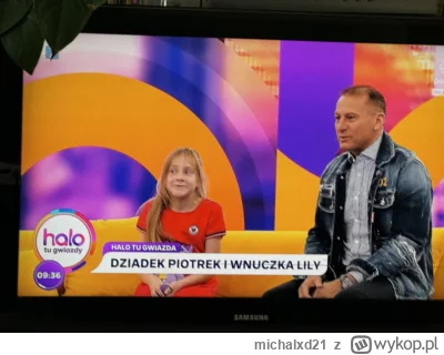 michalxd21 - XDDDDDD świra zaprosili z wnuczką do jakiejś śniadaniówki, a ta na wizji...