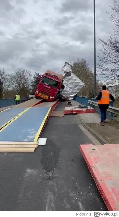 PiotrFr - Konwój z ładunkiem 165 ton dziś koło Nancy 

#zycietruckera #bekaztransa