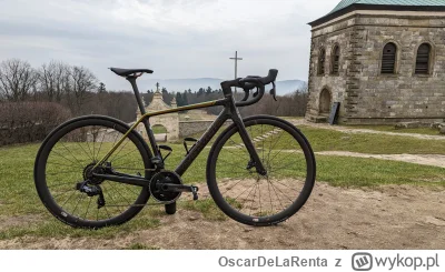 OscarDeLaRenta - 40 271 + 86 = 40 357

Świętokrzyski klasyk

#rowerowyrownik #szosa #...