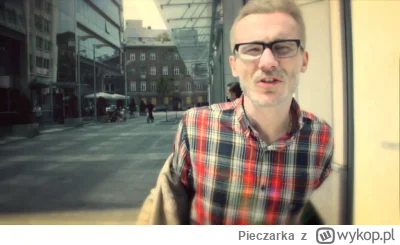 Pieczarka - @Lolenson1888: Co tam robi Pezet?