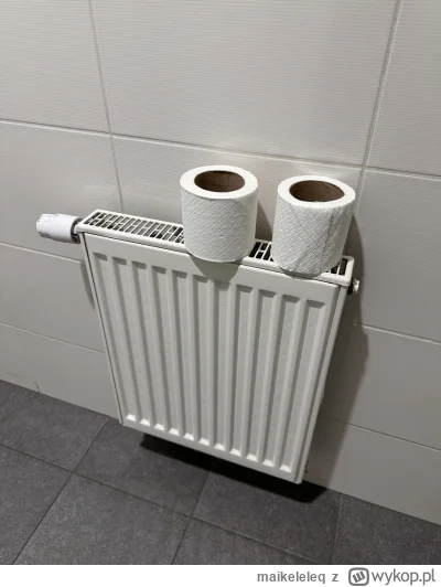 maikeleleq - A wy co, pewnie nie macie w tych swoich korpo podgrzewanego papieru toal...