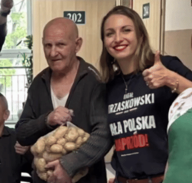 Koner1391 - Fajnie było, ale się skończyło, oddawaj ziemniaki 
#wybory #polityka