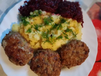 mleko23 - Chłopska strawa 
#przegryw