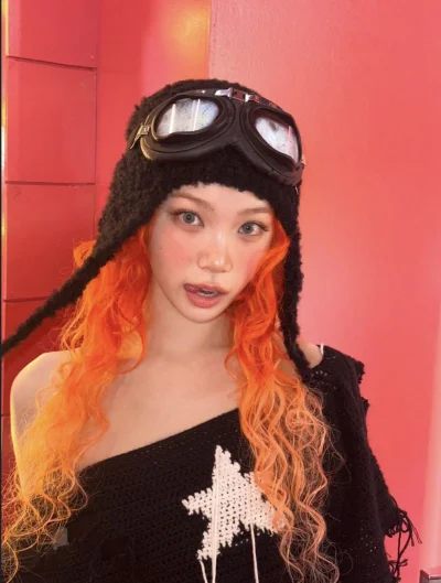 XKHYCCB2dX - #koreanka #chaewon #lesserafim