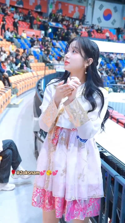 TiniMini_pl - Chłop by na rękach nosił, ale niestety chłop może tylko marzyć. ( ͡° ʖ̯...