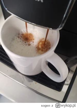 sogen - Tez lejecie najpierw mleko?

#kawa #dziendobry