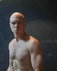 SzalonyOgorek - @Umeraczyk: no kurde!

Znaczy, ja rozumiem, każdy może wyglądać jak c...