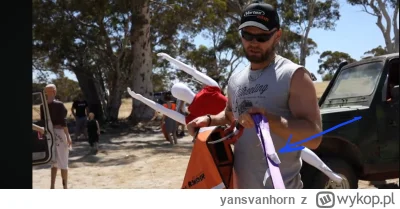 yansvanhorn - @KarmazynowyAstrofizyk: no to, teraz włącz 1:22 I zobacz jak mówi: this...