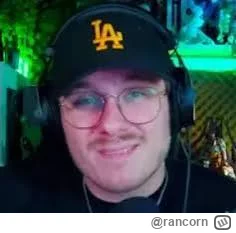 rancorn - Snakeiter jest typowym przedstawicielem grupy Pozerów/ Snobów kulturalnych ...