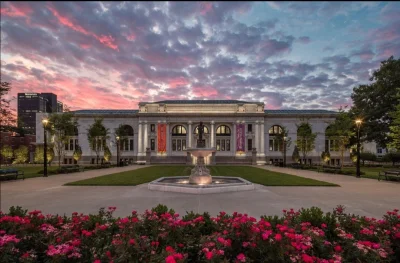 Loskamilos1 - Biblioteka miejska zlokalizowana na terenie amerykańskiego miasta Colum...