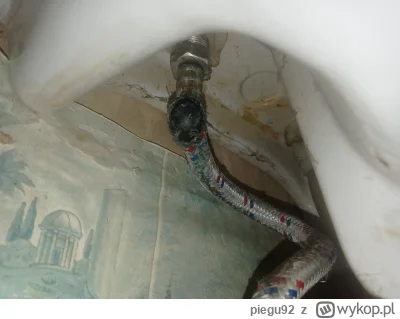 piegu92 - Ktos wie czemu cieknie mi z pod umywalki? ( ͡º ͜ʖ͡º)

#heheszki #remontujzw...
