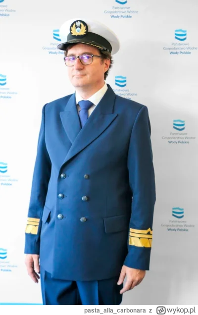 pastaallacarbonara - @JAn2: pis jezeli chodzi o mundury ma coś nie tak z głową, oni n...