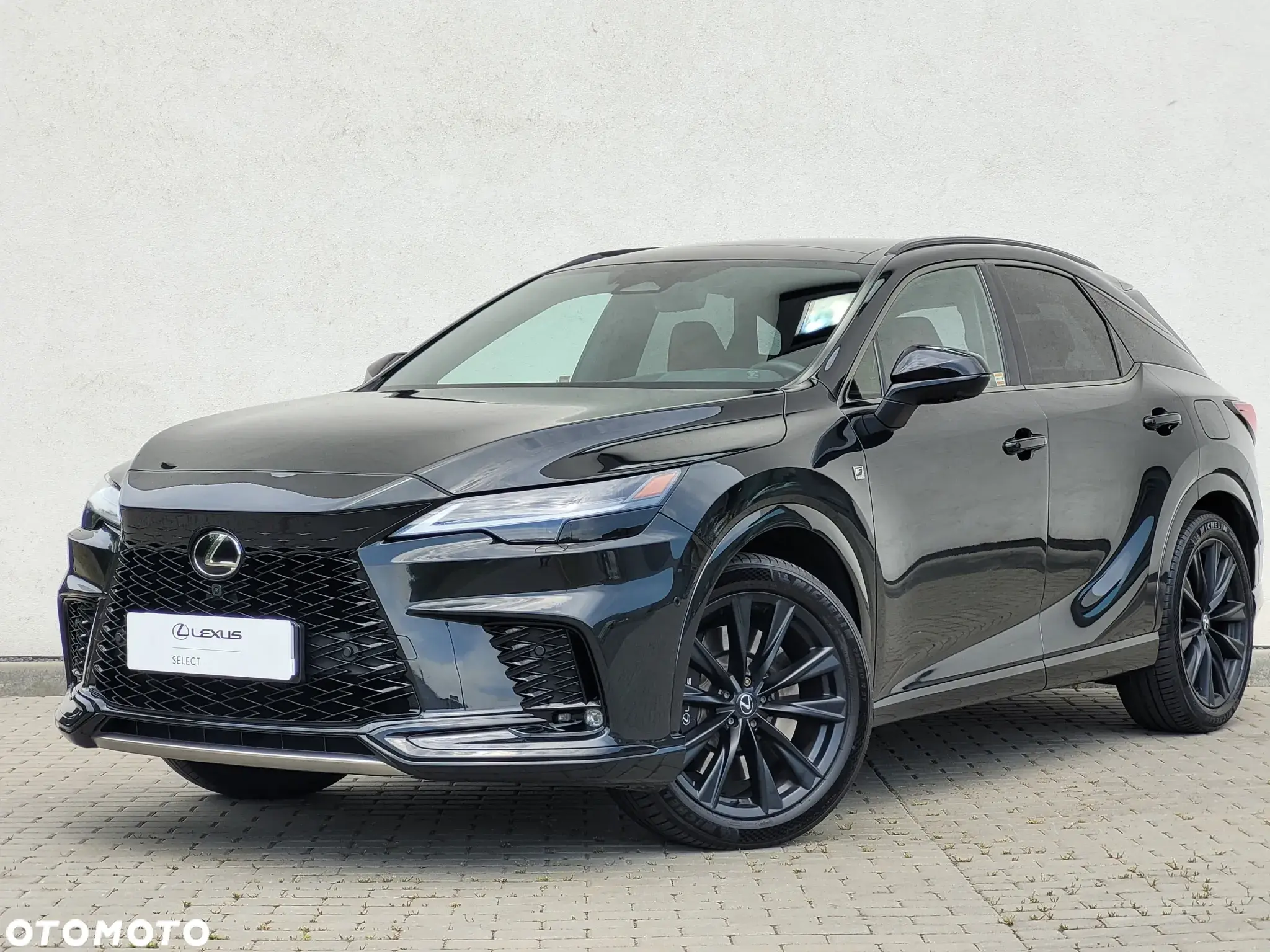 Ksiega_dusz - Jakie zarobki musi mieć lekarz by takim autem się wozić? U mnie w mieśc...