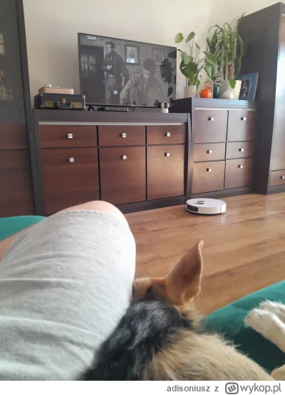 adisoniusz - Ogladamy sobie kompanie braci a chłopaczyna za nas sprzata. Szkoda ze cz...