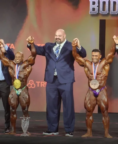 PopeLeon - Kiedy twoje dzieci zajęły pierwsze miejsce w zawodach w przedszkolu.

#mir...